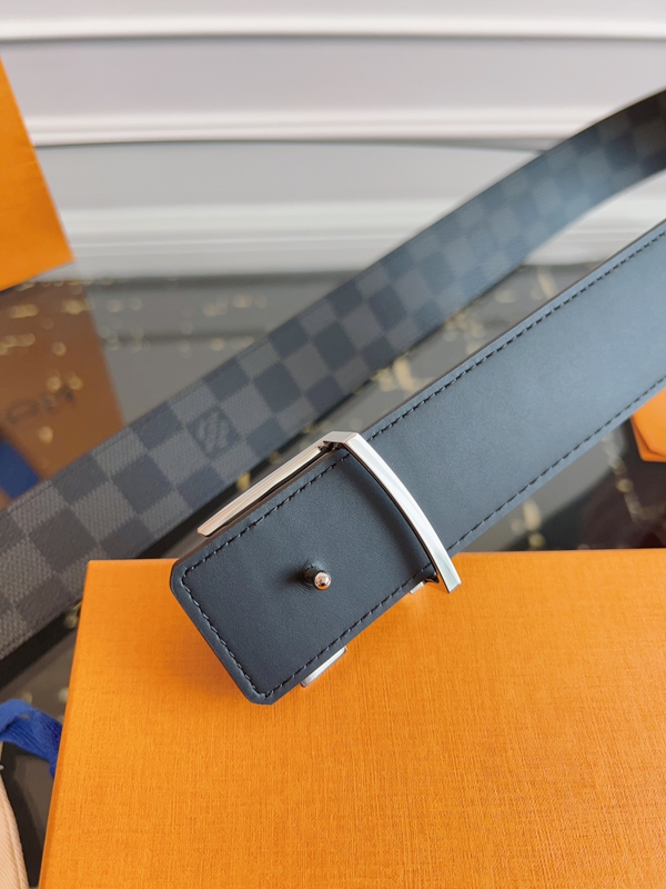 ルイヴィトンベルト側面デザイン